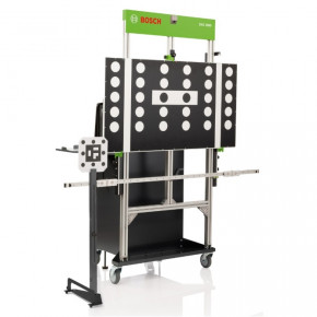 Унив. калибровочное и регулировочное устройство для камер и радаров автомобилей DAS 3000 S10, BOSCH, Германия